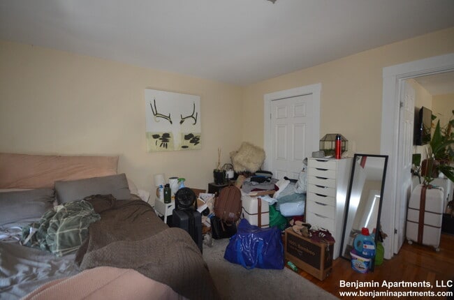 Photo - 53 W 7th St Unit 2