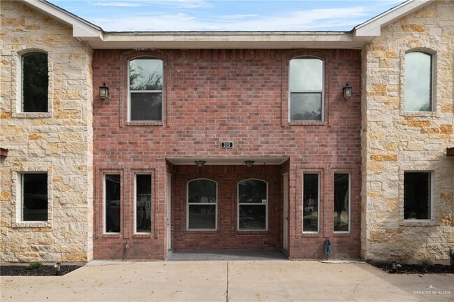 Photo - 315 S 48th Ln Townhome