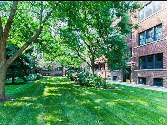 Building Photo - 2536 N Kedzie Blvd Unit 1N Rental