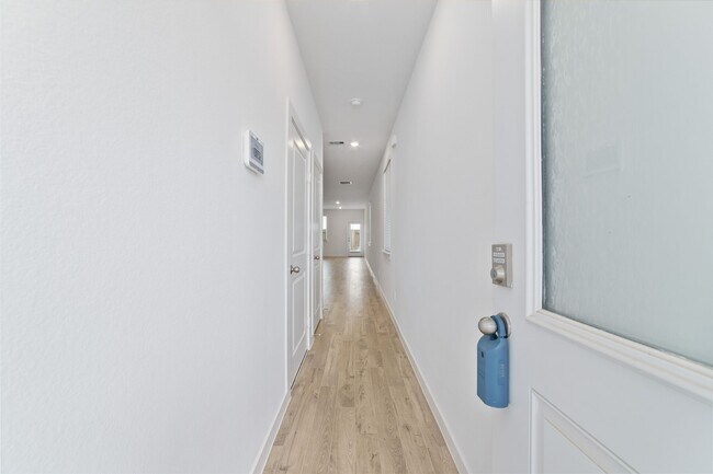Photo - 3530 Blue Mockingbird St