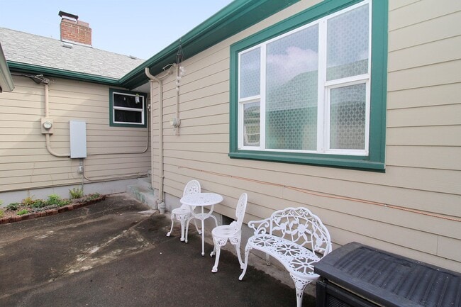 Photo - 1215 NE 70th Ave Unit #Studio-ADU