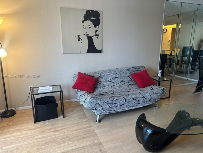 Photo - 16851 NE 23rd Ave Unidad A217