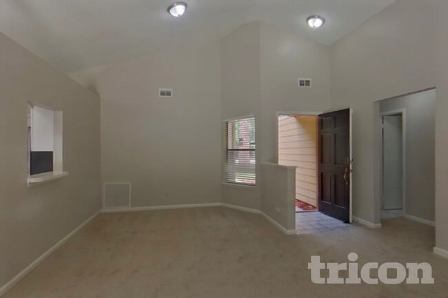 Photo - 2346 Blossom Ridge Dr N