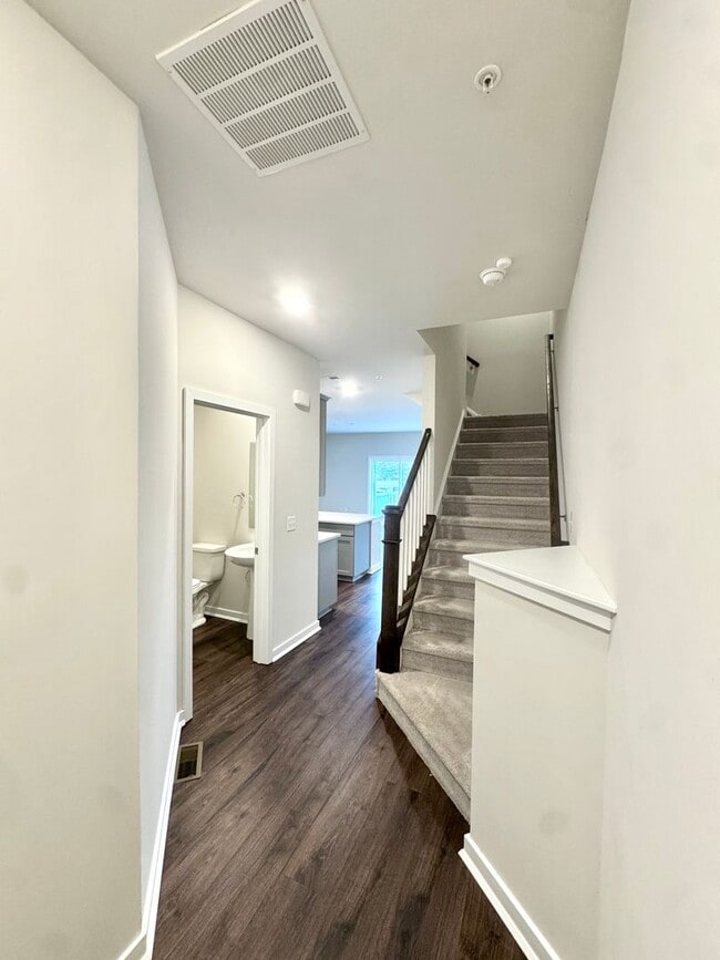 Photo - THREE BEDROOM/2.5 BATH TOWNHOME in Southern Lehigh School District