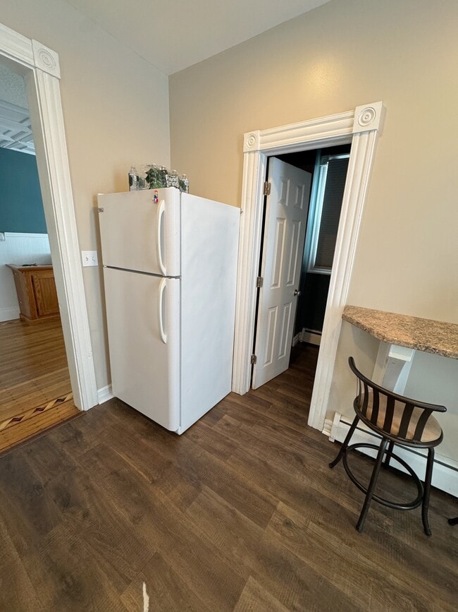 Photo - 160 Christiana St Unit LOWER