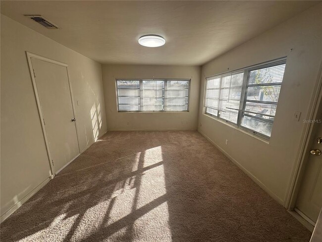 Photo - 918 Gloriosa Ave