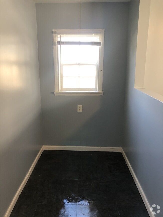 Building Photo - 1286 E 22nd Ave Rental