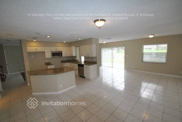 10364 Sunstream Ln
