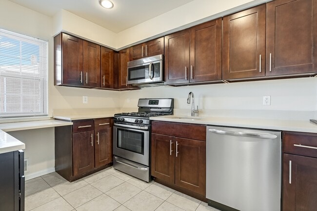 Chatham Hill Apartments