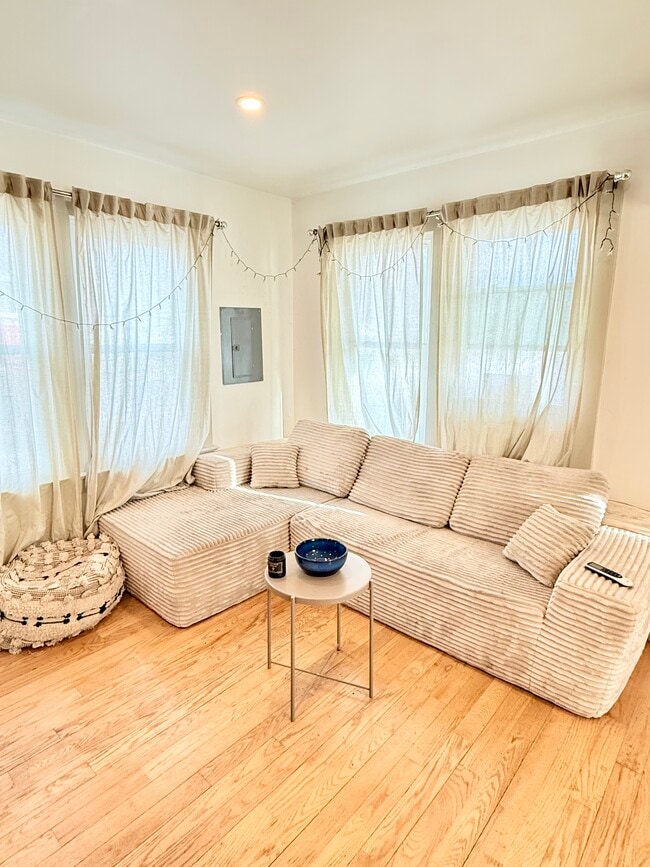 Photo - 49 Columbia Tpke Unit 1A