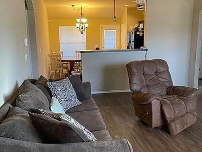 Photo - Charming Mustang Home with Garage, Fenced ...