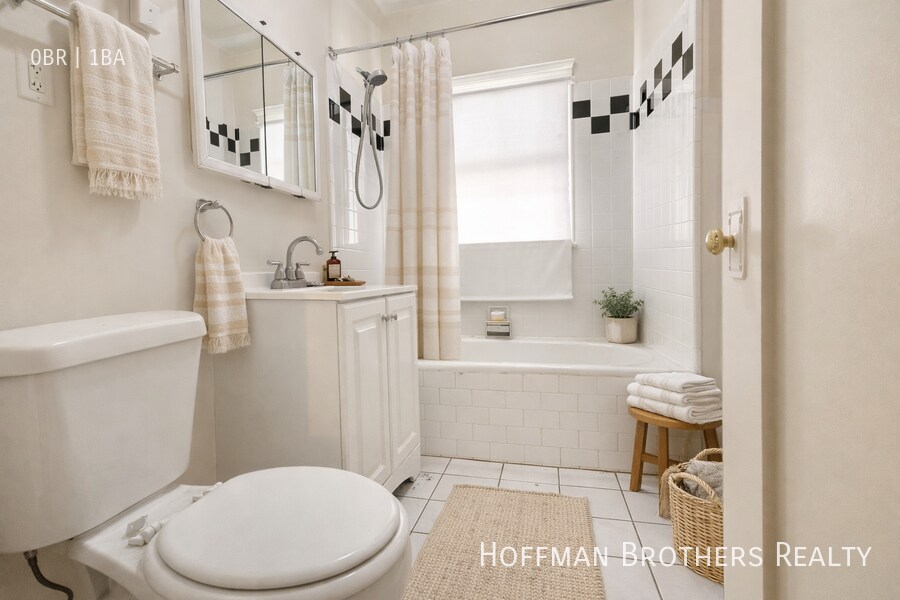 Photo - 1611 Schrader Blvd Unit 206