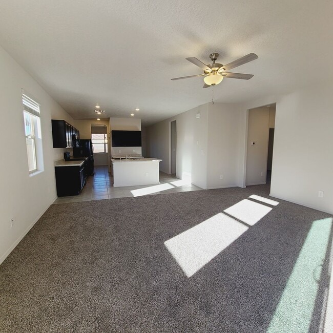 Photo - 3 bed 2 bath home in Huning Ranch Energy Efficient Home!