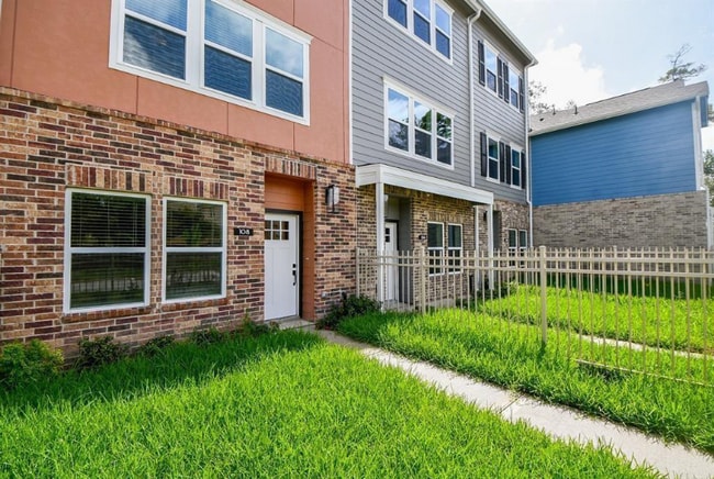 Photo - 5262 Ella Blvd