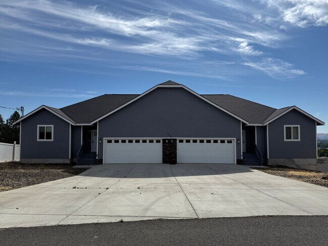 Photo - West Valley Stunning Duplex