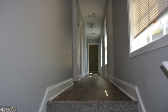 Photo - 910 McDaniel St SW
