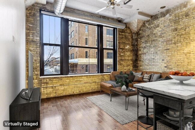 Building Photo - 618 N Washington Ave Rental