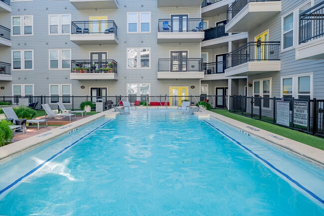 Photo - Arrive West End