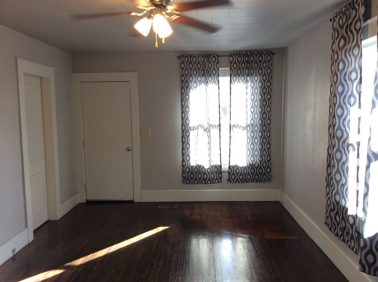 Photo - 3108 N Alder St