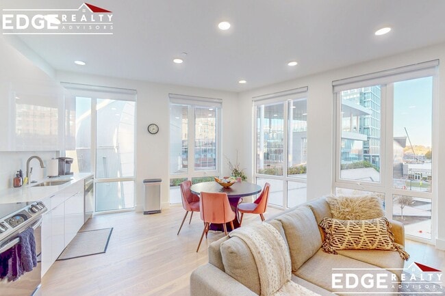 Photo - 38 Hichborn St Unit 306