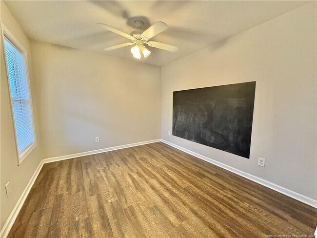 Photo - 207 Advance Dr