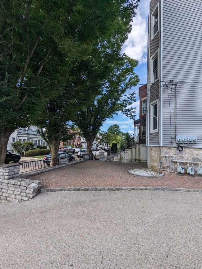 Photo - 20 Sherman Ave