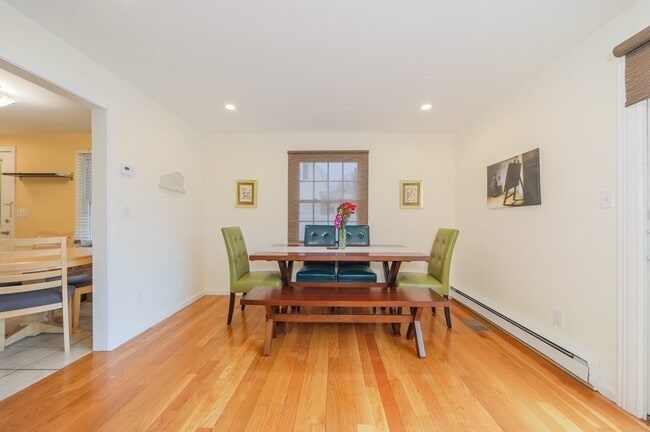 Photo - 132 Ashcroft St