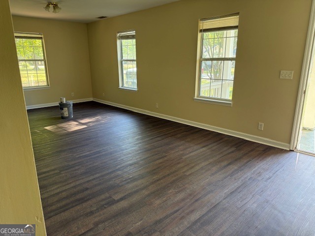 Photo - 101 College St