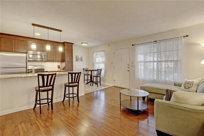 Photo - 910 Duncan Ln Unidad 60