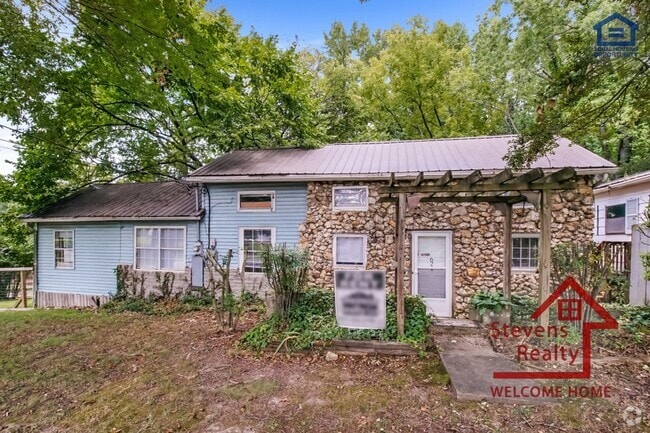 Building Photo - 621 Murray Rd NW Rental
