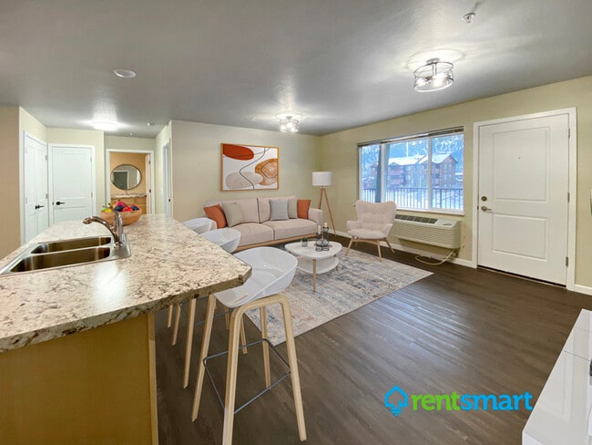 Photo - 3484 MT-200 Unit Apt #1