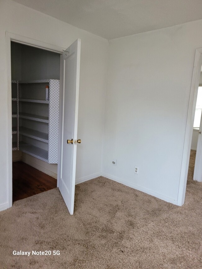 Photo - 526 E Harmon Dr Unit 526 E Harmon Dr