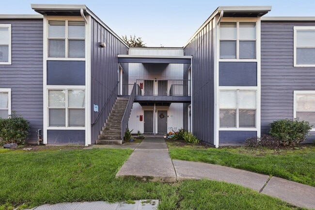 Photo - Skyline Heights Apartments