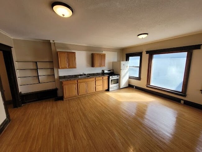 Photo - 3225 5th Ave Unit 3225-1