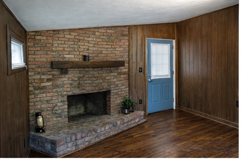 Photo - 105 Marlborough St