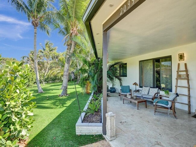 Photo - 2099 NE 4th Ct