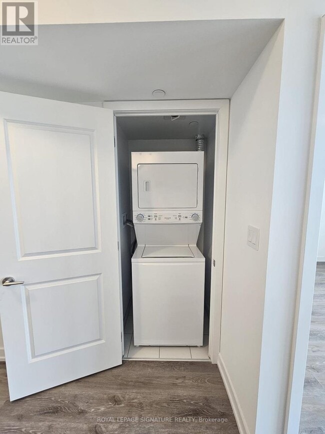 Photo - 556 Marlee Ave Unit 421