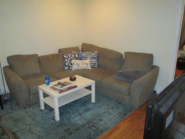 Photo - 60 Egmont St Unit 6