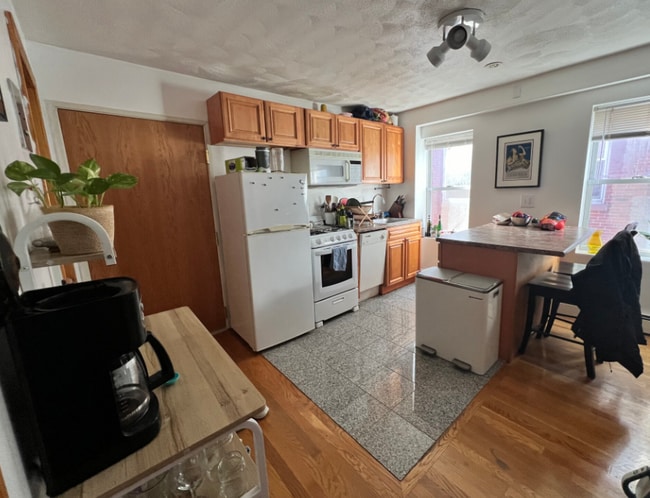 Photo - 20 Hanover Ave