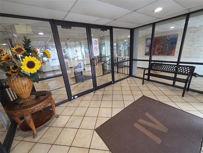 Photo - 4158 Inverrary Dr Unit 104