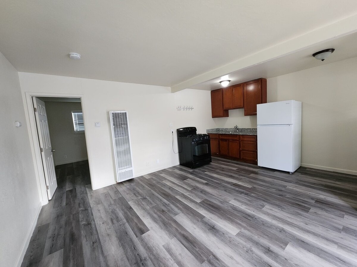 Photo - 5626 53rd St Unit #4