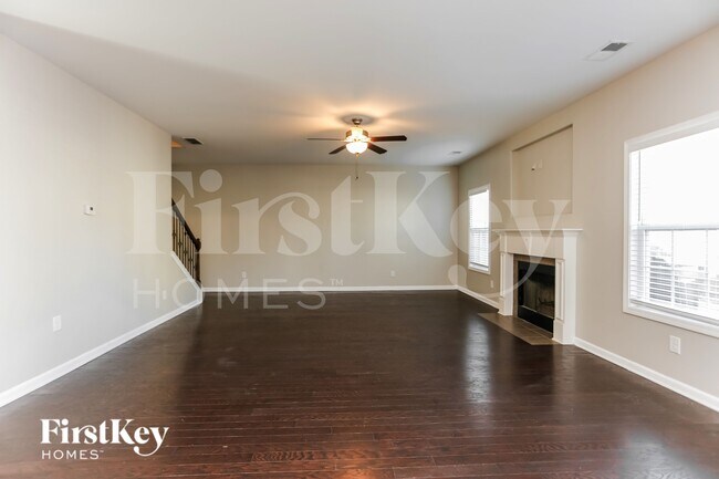 Photo - 7 Abington Ln