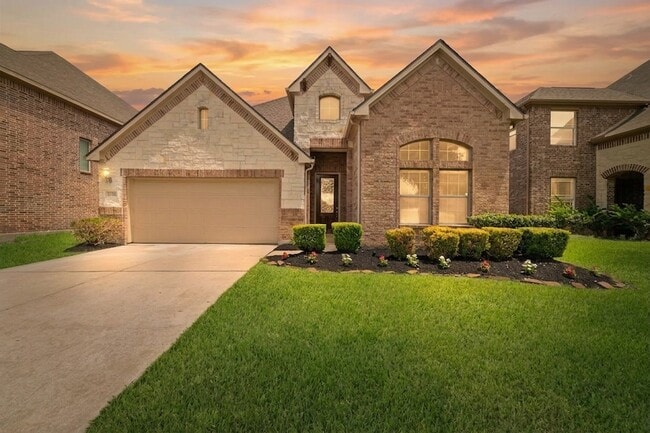 Photo - 17314 Aldenwilds Ln