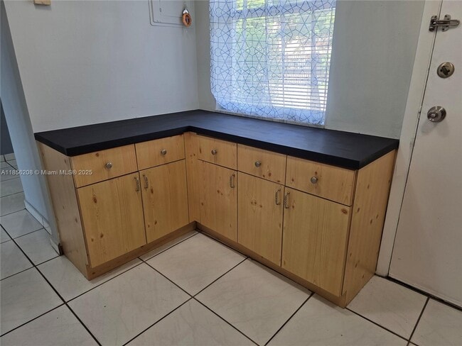 Photo - 1350 NE 191st St Unit B102