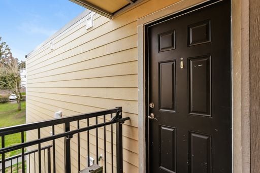 Photo - 2 bedroom 1 bath Condo for Rent in Everett WA Unit #N325