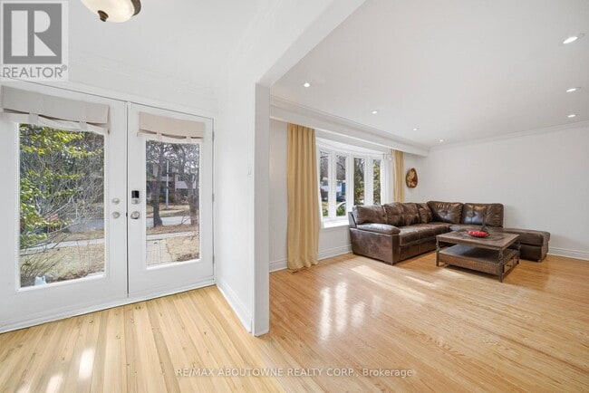 Photo - 481 Anthony Dr