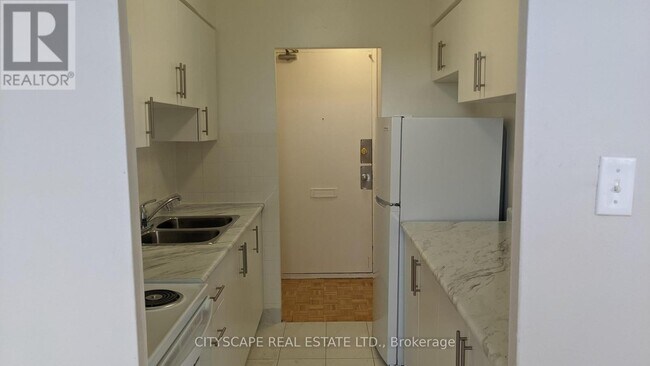 Photo - 1442 Lawrence Ave W Unit 706