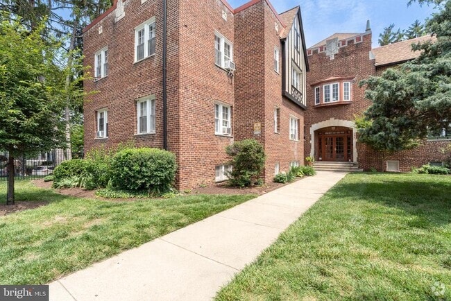 Building Photo - 235 Emerson St NW Unit 202 Rental