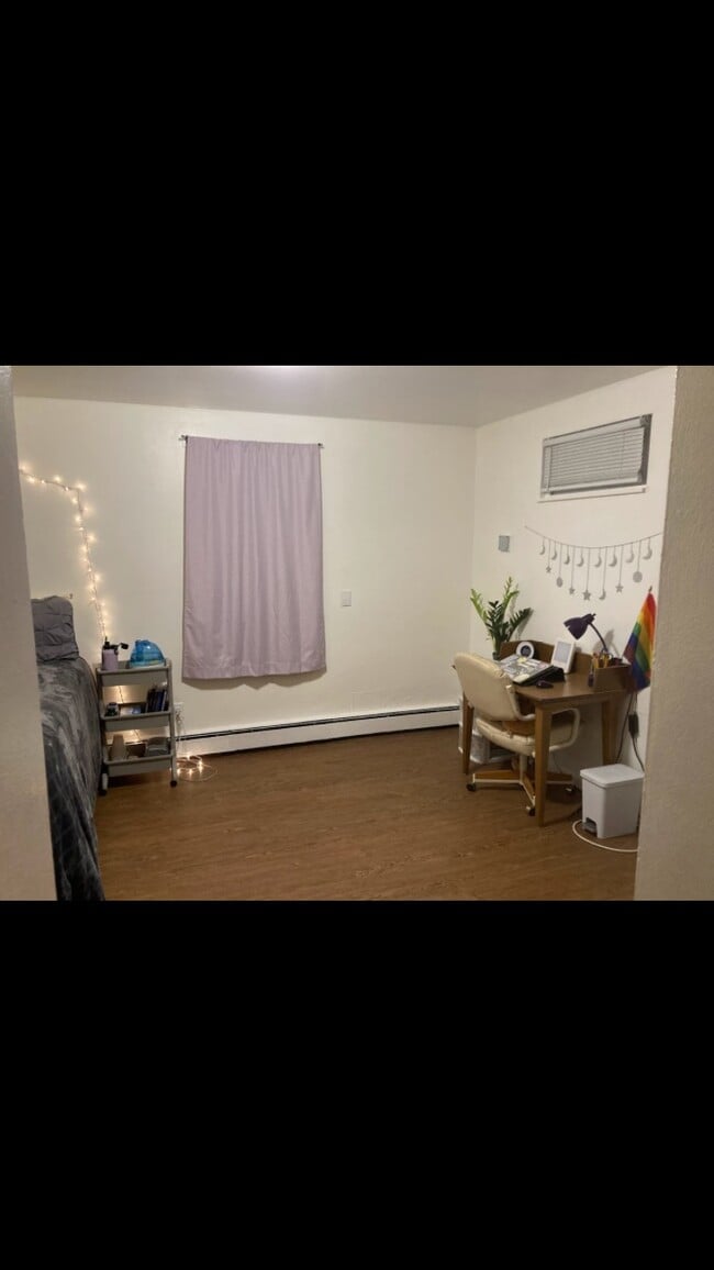 Photo - 3309 St Joseph