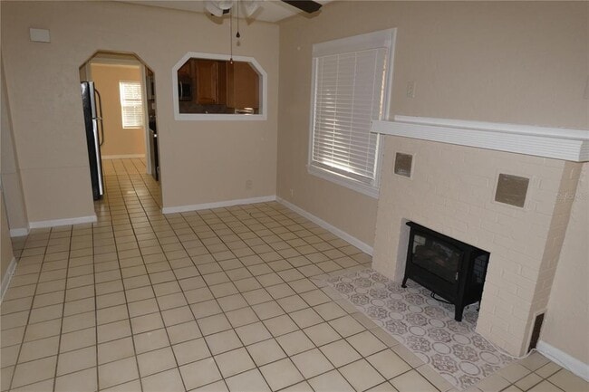 Photo - 210 43rd Ave N